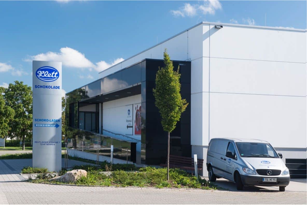 Klett Schokolade wurde mit einer Lebensmittel-Etikettiermaschine von bema Etikettiertechnik ausgestattet.